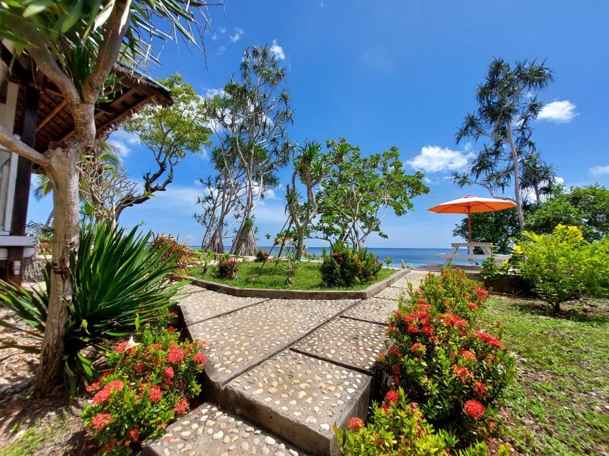 Sunari Beach Resort Selayar Matalalang Bagian luar foto