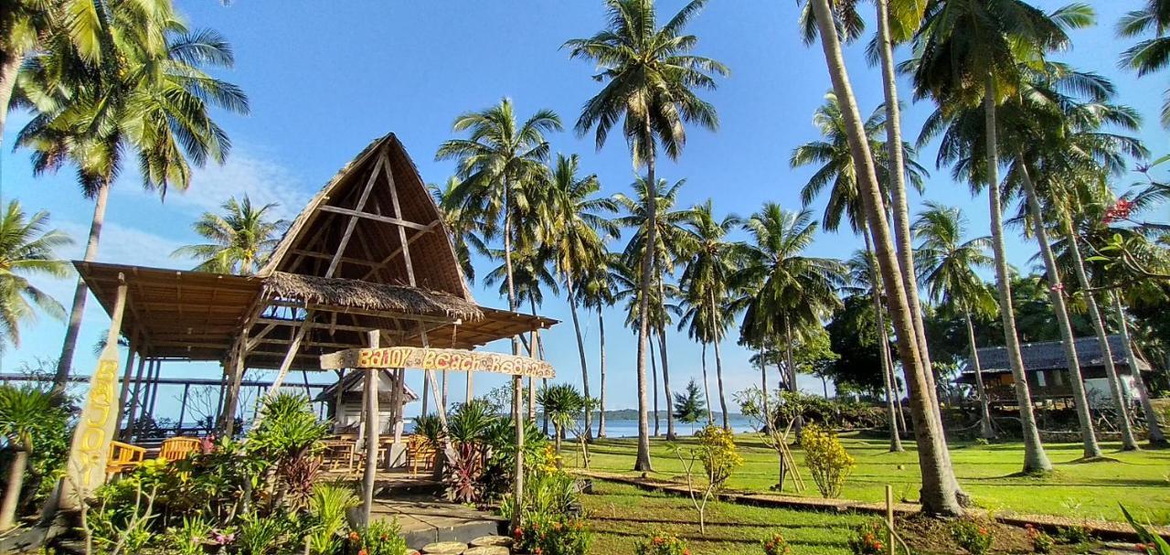 Sunari Beach Resort Selayar Matalalang Bagian luar foto