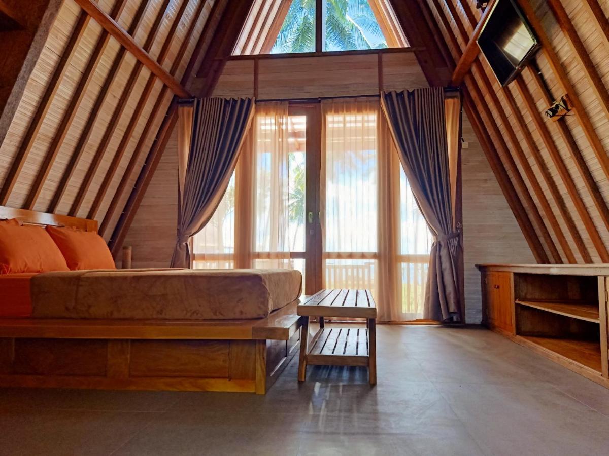 Sunari Beach Resort Selayar Matalalang Bagian luar foto